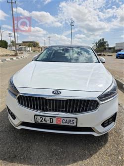 كيا كادينزا